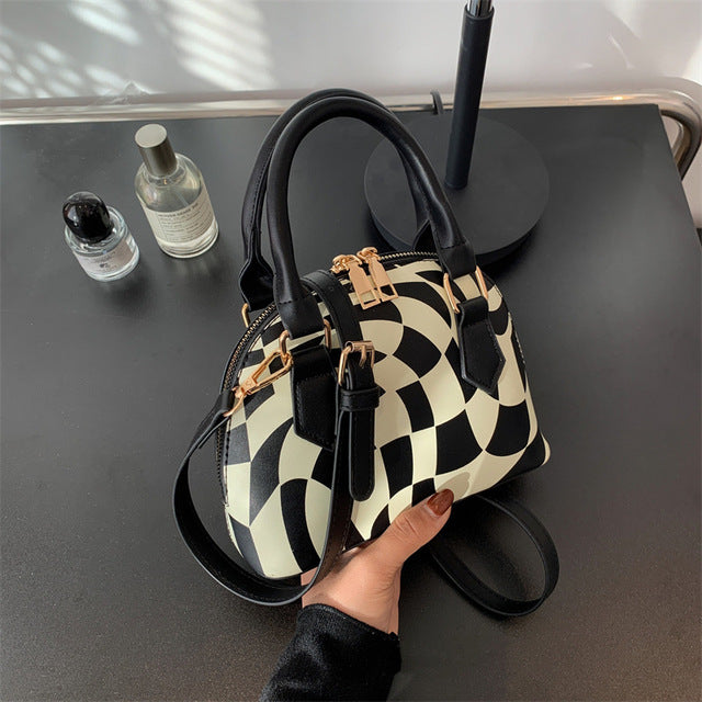 Trippy Tile Purse