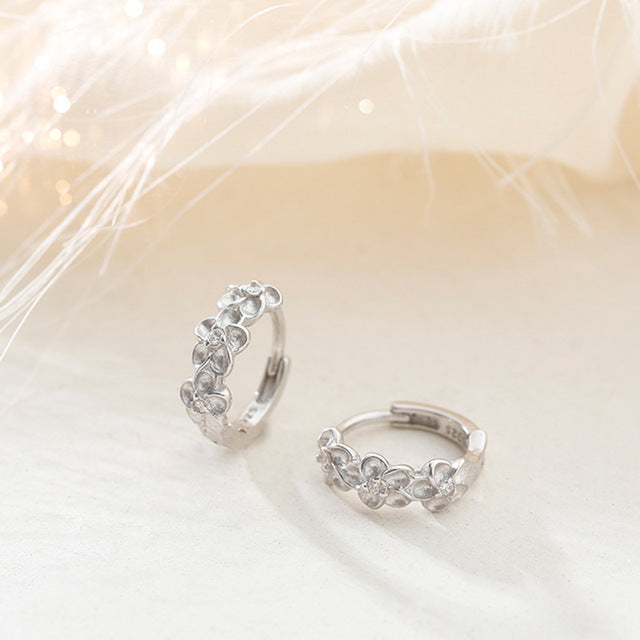 Small Daisy Hoop Earrings